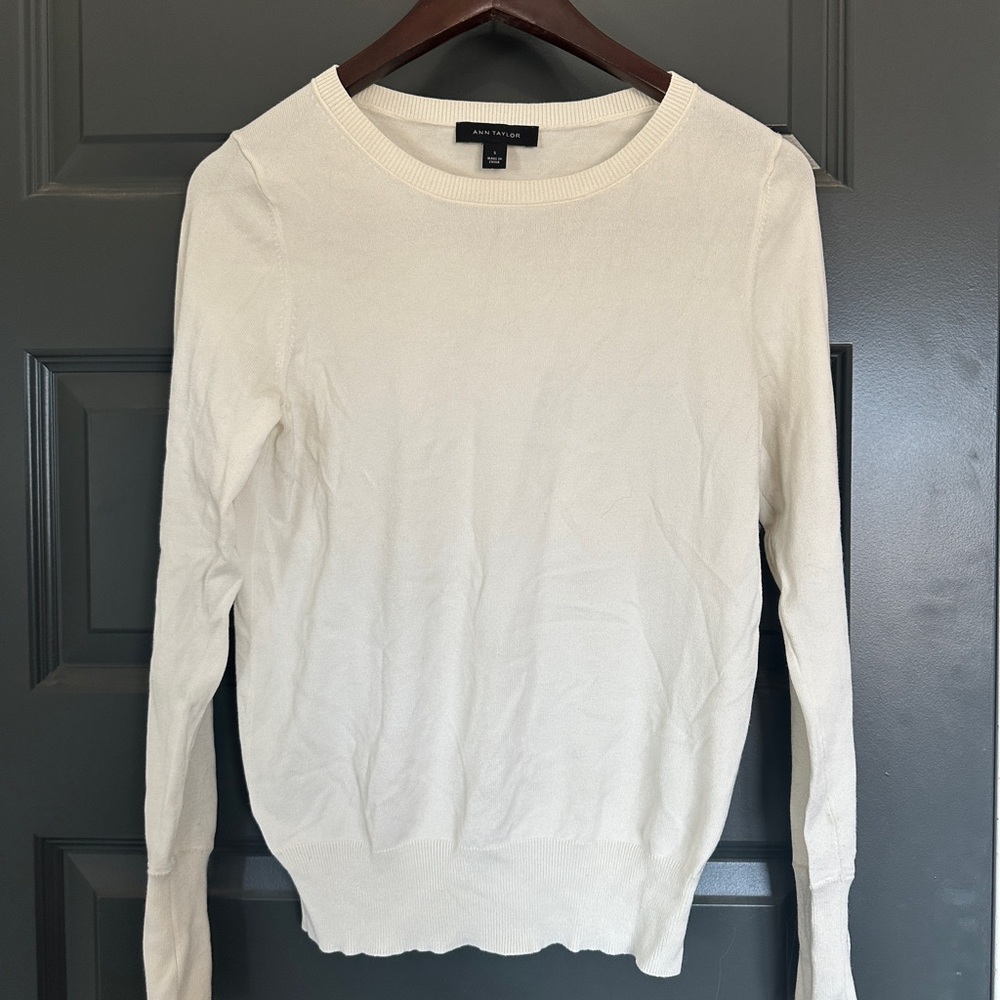Cream Ann Taylor sweater size small